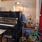 Artist House With Piano And Charming Garden Dom wakacyjny Reims