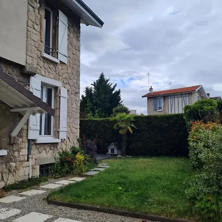 Artist House With Piano And Charming Garden * Remeš