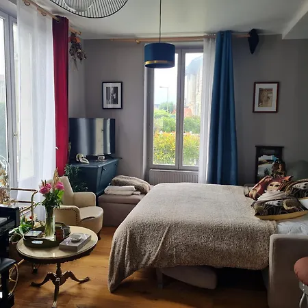Artist House With Piano And Charming Garden *